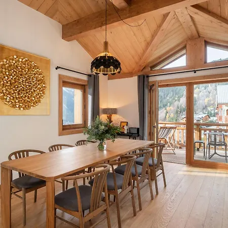 Peridot Champagny-en-vanoise - By Emerald * 拉普拉涅