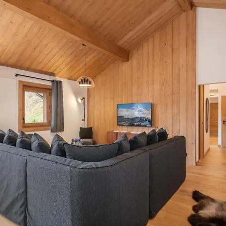 Peridot Champagny-en-vanoise - By Emerald