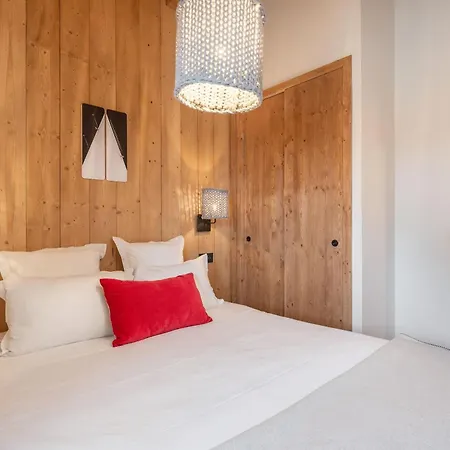 Peridot Champagny-en-vanoise - By Emerald * La Plagne