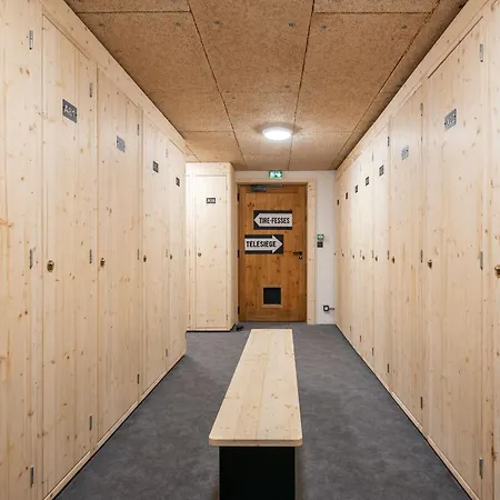 Peridot Champagny-en-vanoise - By Emerald Daire *