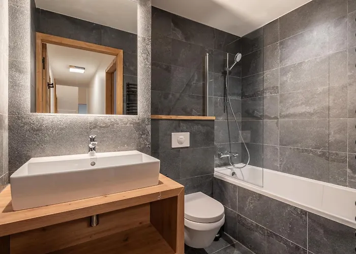 Peridot Champagny-en-vanoise - By Emerald 拉普拉涅